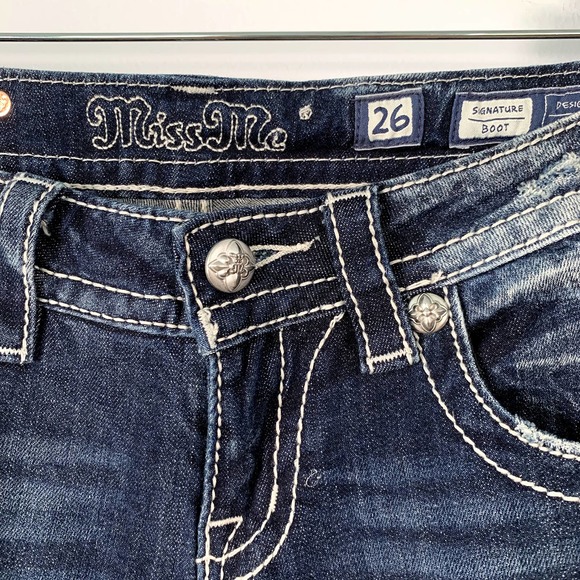 Miss Me Signature Bootcut Fleur De Lis Rhinestone Embellished Pockets 26‎ x 32 - Picture 3 of 6